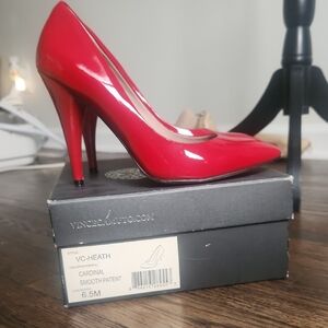 Vince Camuto Cardinal Smooth Patent Heels Size 6.5